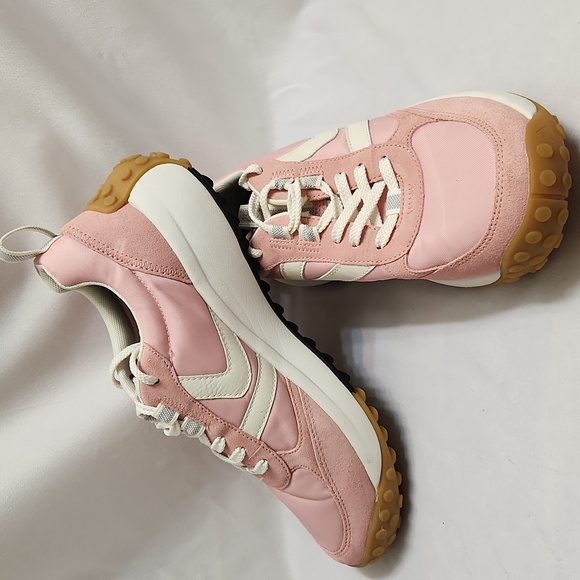 Keen Pink and White Suede Sneakers (W Size 9) - Picture 7 of 16